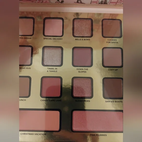 🎄FIRM! NWT TOO FACED CHRISTMAS IN THE ALPS LIMITED EDITION MAKEUP COLLECTION - Picture 9 of 12